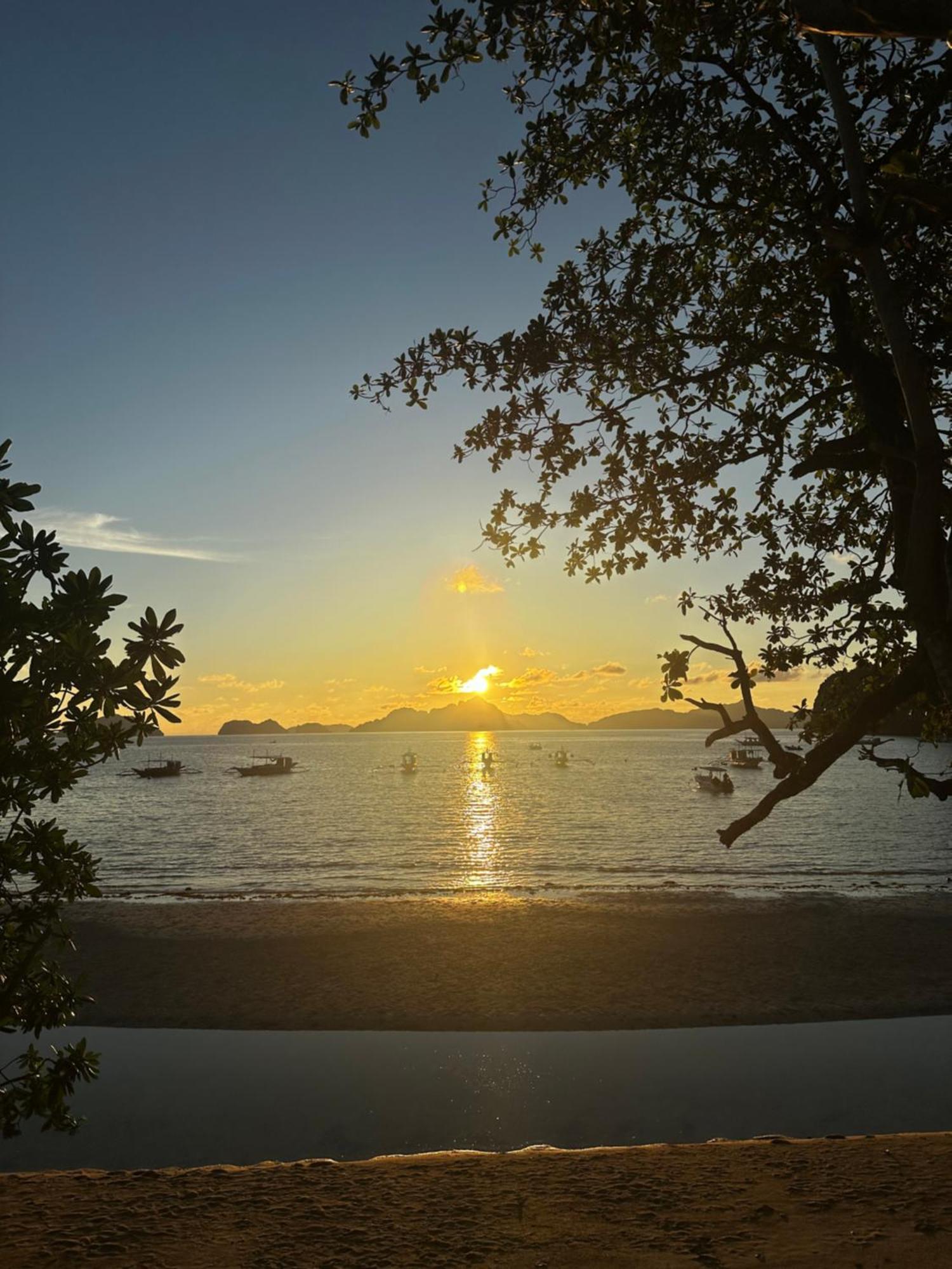 Fabregas Beach Cottages إل نيدو المظهر الخارجي الصورة